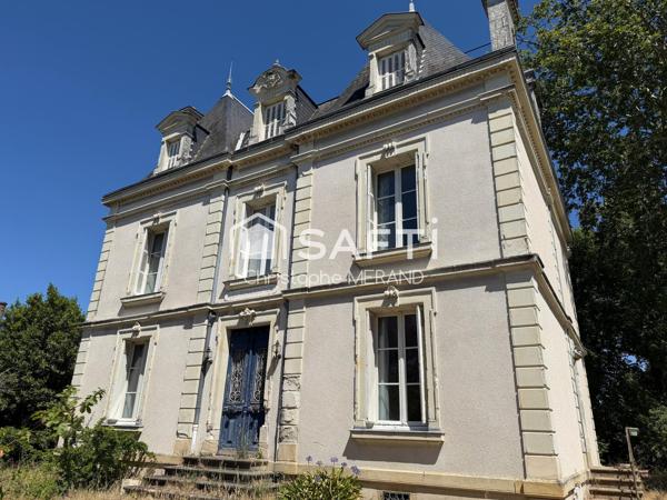 Demeure bourgeoise de caractère au cœur de CHATELLERAULT