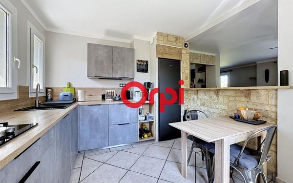 Maison à vendre    4 pièces •  Tassin-la-Demi-Lune