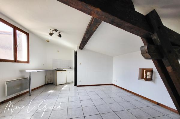 Immeuble
        
        - 164 m² Exclusivité 260 000 € *
