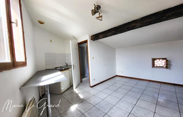 Immeuble
        
        - 164 m² Exclusivité 260 000 € *