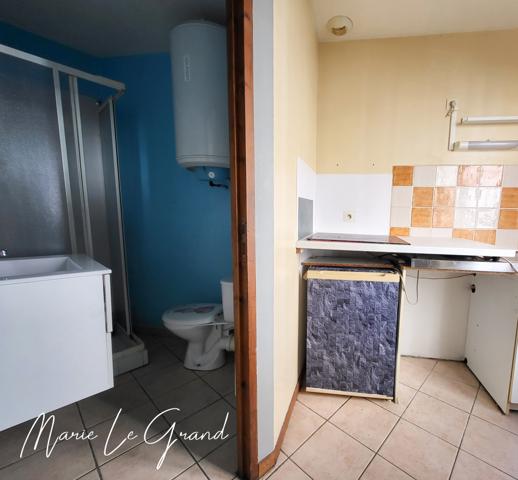 Immeuble
        
        - 164 m² Exclusivité 260 000 € *