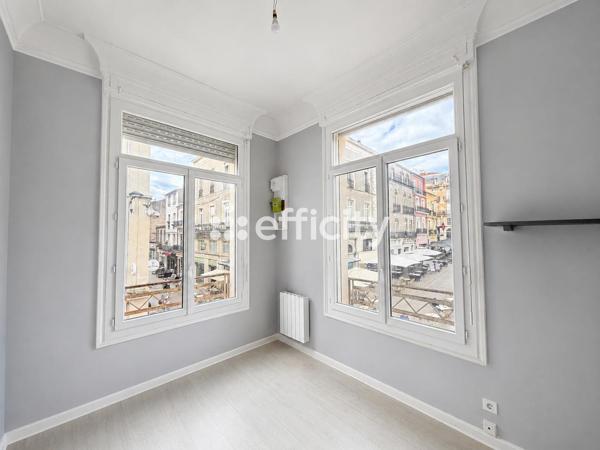 Appartement
         5 pièces
        - 126 m² 400 000 € *
