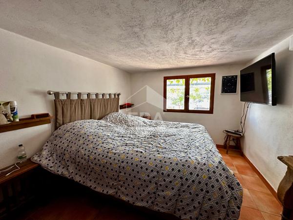 A VENDRE 13830 ROQUEFORT LA BEDOULE MAISON TYPE 4 DE 115 M² SUR 520 M² DE JARDIN GARAGE CAVE