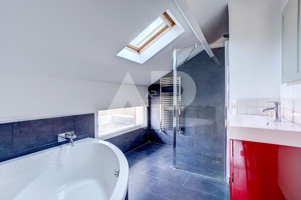 Chaville - Ursine - Belle maison familiale de 8 pièces €1 290 000 ** - Référence 676-C
