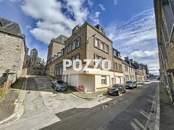 A Vendre - Mortain Bocage - Immeuble 16 pièce(s) 356 m² - 7 LOGEMENTS - MORTAIN BOCAGE