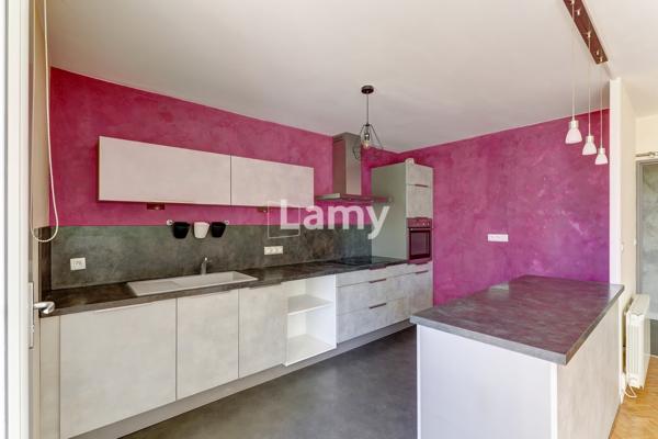 Appartement t3 75m² avec terrasse 30 m² en résidence sécurisée