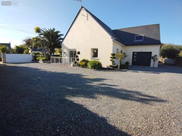 Maison individuelle à vendre à Lanmeur dans le Finistère (29620), ref : LAJA   
Centre BOURG