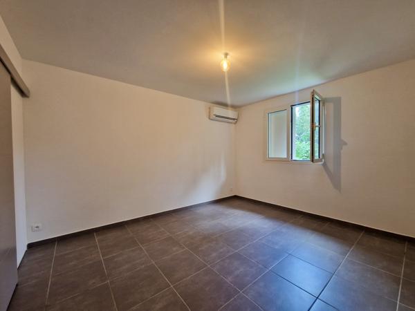 Lamentin (97129) À vendre: villa récente au Lamentin - Idéale pour amoureux de la nature