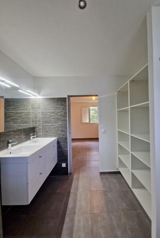 Lamentin (97129) À vendre: villa récente au Lamentin - Idéale pour amoureux de la nature
