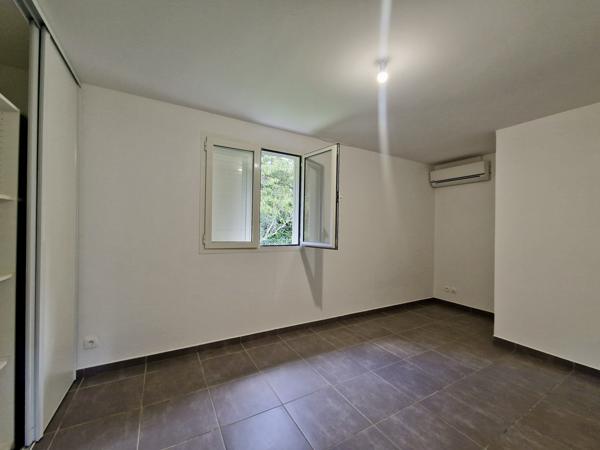 Lamentin (97129) À vendre: villa récente au Lamentin - Idéale pour amoureux de la nature