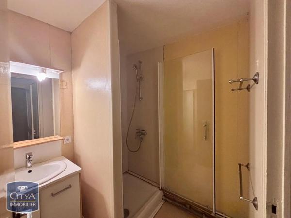 Appartement à louer 1 pièce 51.55m² Tulle (19000)