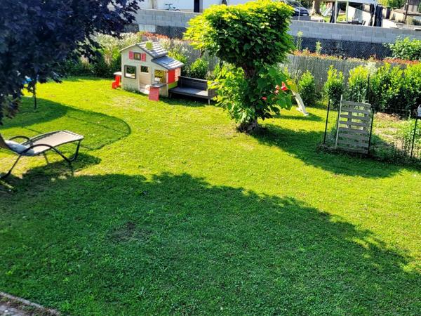 Maison T12 contemporaine de 265 m² sur parcelle de 1600 m² avec T3 indépendant