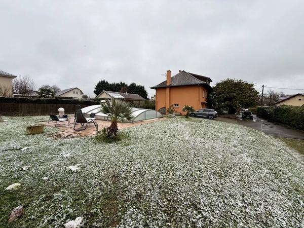 Maison T12 contemporaine de 265 m² sur parcelle de 1600 m² avec T3 indépendant