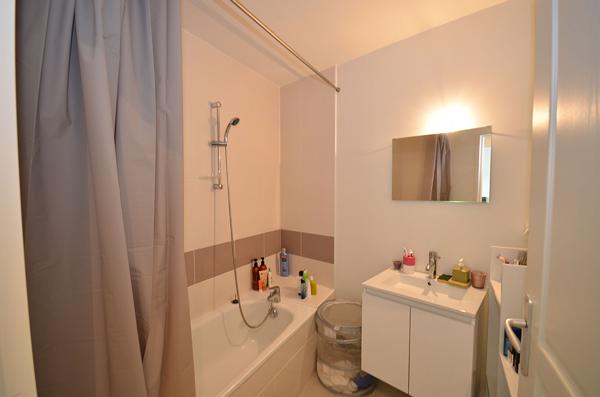 BREST QUATRE MOULINS - Appartement T3 récent de 64m² avec balcon, cave et parking , Brest