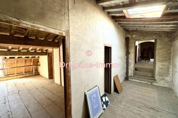 Bien immobilier à vendre 30 pièces de 665 m²