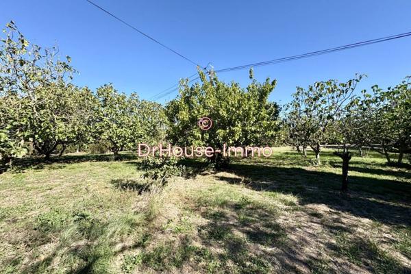 Bien immobilier à vendre 30 pièces de 665 m²