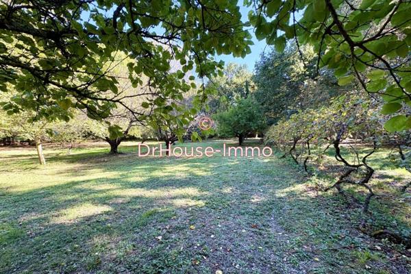 Bien immobilier à vendre 30 pièces de 665 m²