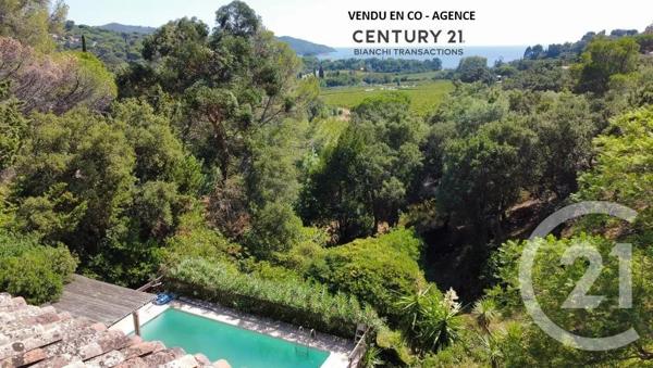 Maison à vendre  6 pièces - 183 m 2   LA CROIX VALMER  - 83