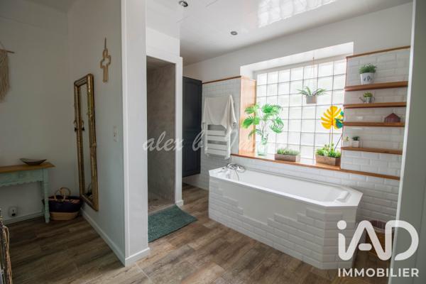 Maison à vendre 9 pièces 220 m² Taradeau