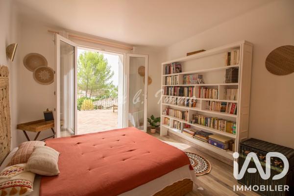 Maison à vendre 9 pièces 220 m² Taradeau