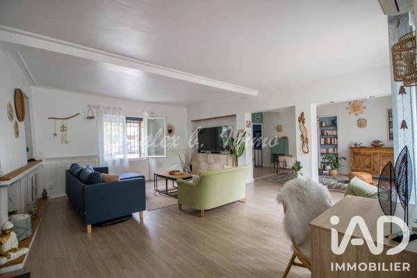 Maison à vendre 9 pièces 220 m² Taradeau