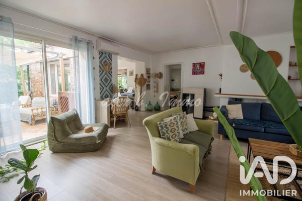 Maison à vendre 9 pièces 220 m² Taradeau