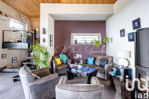 Maison à vendre 7 pièces 225 m² Nîmes