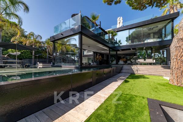 Prestigieuse villa d'architecte vue mer