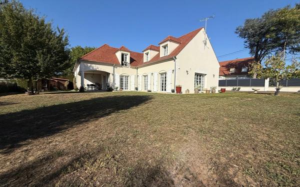 Maison à vendre    6 pièces • 217 m2 Saintry-sur-Seine