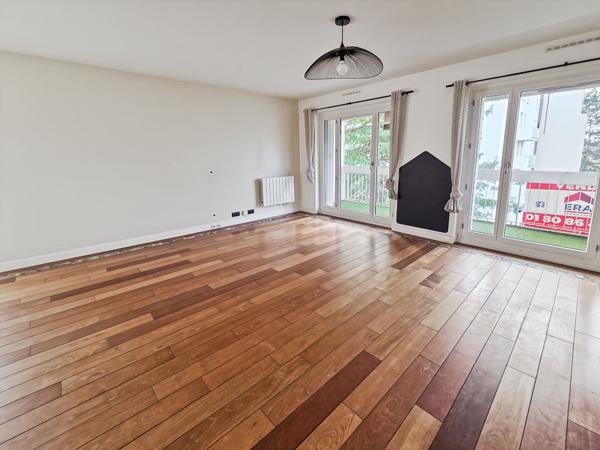 Appartement Verrieres Le Buisson 4 pièce(s) 90 m2