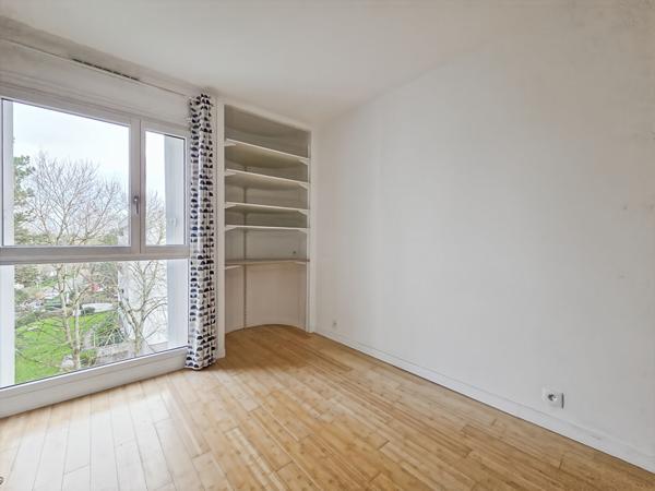 Appartement Verrieres Le Buisson 4 pièce(s) 90 m2