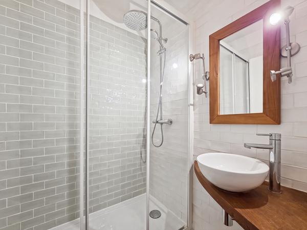 Appartement Verrieres Le Buisson 4 pièce(s) 90 m2