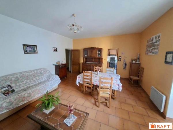 Appartement type T3 86m2 plein coeur de Navarrenx