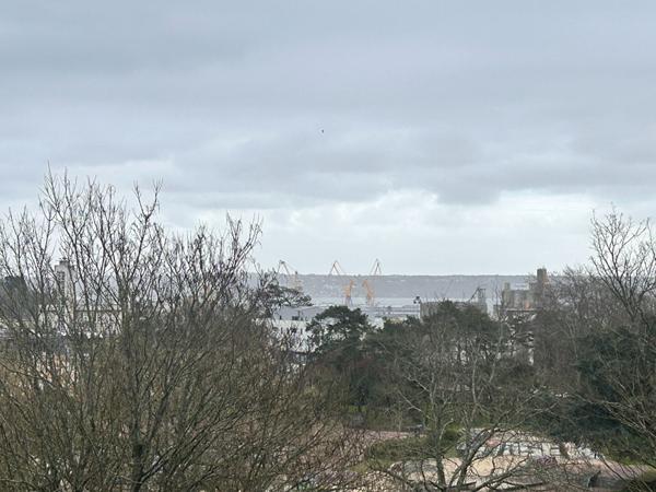 TRIANGLE D'OR - APPARTEMENT AVEC ASCENSEUR 100m²