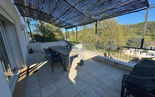 Maison à vendre    6 pièces •  Allemagne-en-Provence