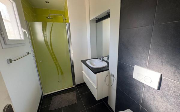 Maison à vendre    6 pièces •  Allemagne-en-Provence