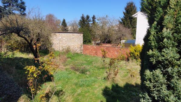 Orly (94310) Terrain constructible pour une maison jusqu'à 260m² de surface