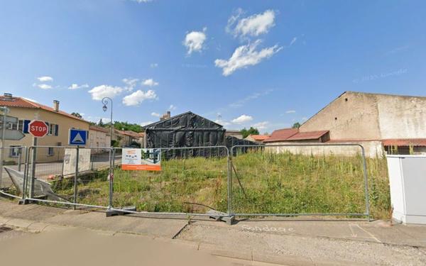 Terrain à vendre    Nouilly