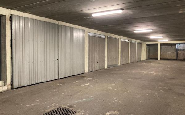 Stationnement à louer    Périgueux