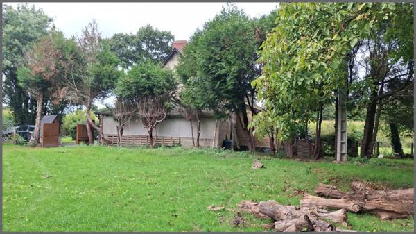 Longère pierre et terre- hameau de campagne à 5 mns du centre ville-   15 mns de Rennes.