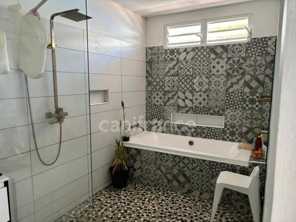 Maison à vendre 3 pièces MACOURIA (973)