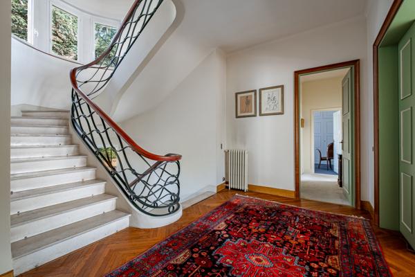 Maison 10 pièce(s) 5 chambre(s) 449 m²
