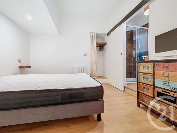 Appartement F2 à vendre  2 pièces - 38 m 2   ROCHEFORT  - 17