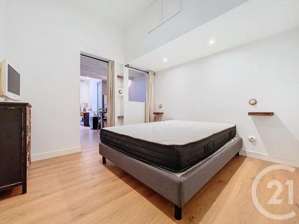 Appartement F2 à vendre  2 pièces - 38 m 2   ROCHEFORT  - 17