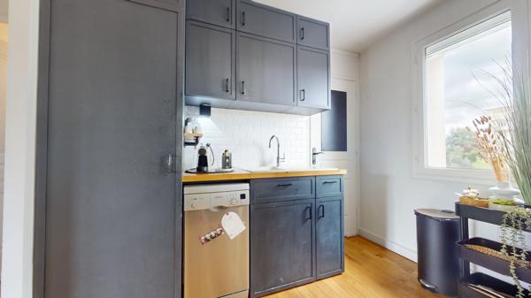 Appartement
         4 pièces
        - 69 m² Exclusivité 255 000 € *