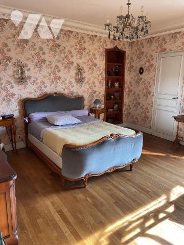 Maison de ville, 6 chambres, garage