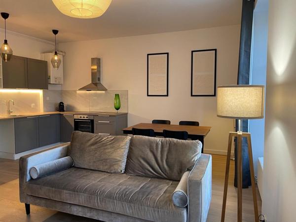 SUPERBE T3 de 79 m2 DERNIER ETAGE