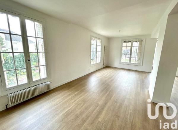 Maison 6 pièces de 155 m² à Saint-Prix (95390)