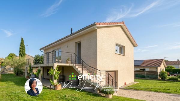 Maison
         6 pièces
        - 119 m² Exclusivité 415 000 € *
