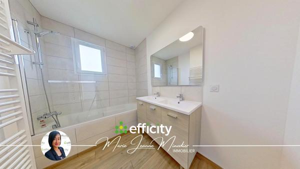 Maison
         6 pièces
        - 119 m² Exclusivité 415 000 € *